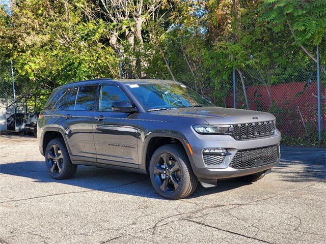 new 2025 Jeep Grand Cherokee car