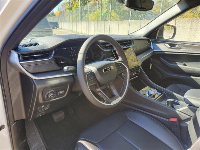 new 2024 Jeep Grand Cherokee L car, priced at $43,307