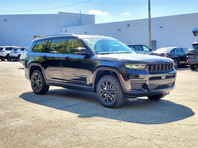 new 2024 Jeep Grand Cherokee L car, priced at $39,608