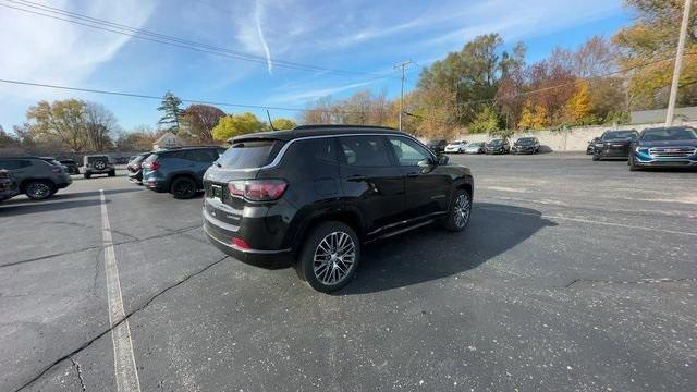 new 2024 Jeep Compass car, priced at $33,563