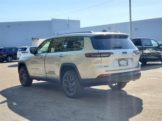 new 2024 Jeep Grand Cherokee L car, priced at $39,608