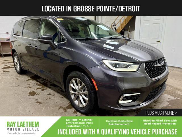 used 2022 Chrysler Pacifica car, priced at $31,170