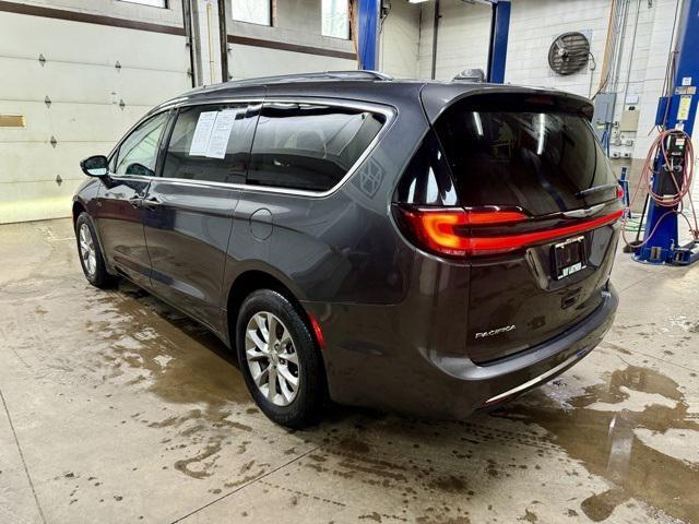 used 2022 Chrysler Pacifica car, priced at $31,170