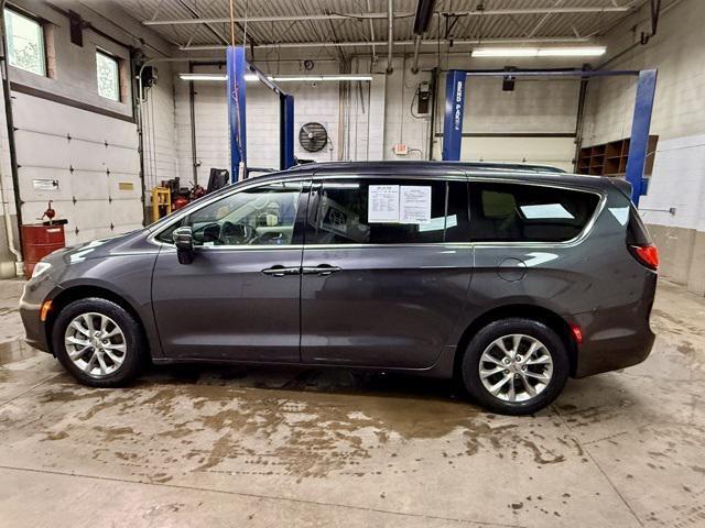 used 2022 Chrysler Pacifica car, priced at $31,170