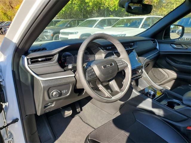 new 2024 Jeep Grand Cherokee car, priced at $41,850