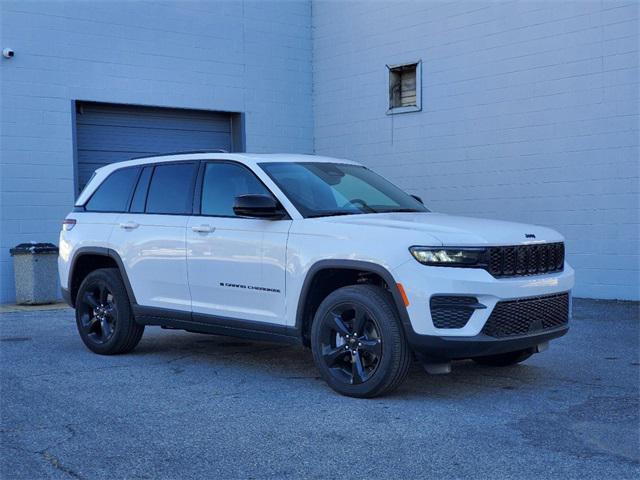 new 2024 Jeep Grand Cherokee car, priced at $41,850