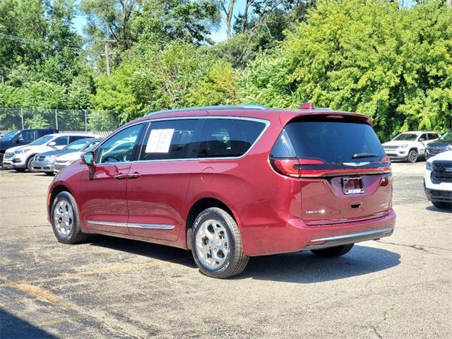 used 2021 Chrysler Pacifica car, priced at $31,995