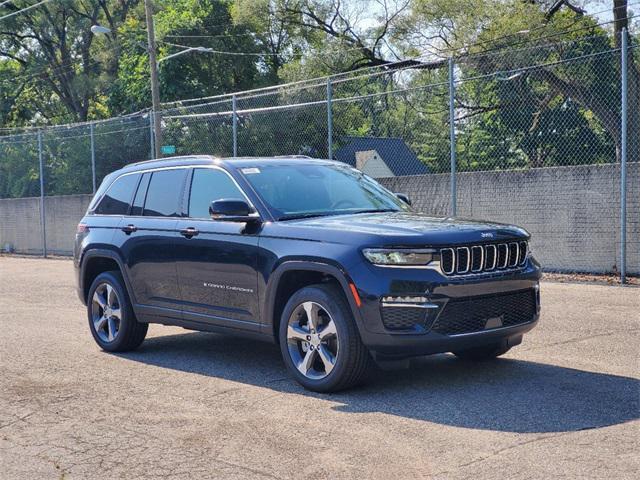 new 2024 Jeep Grand Cherokee car, priced at $44,604