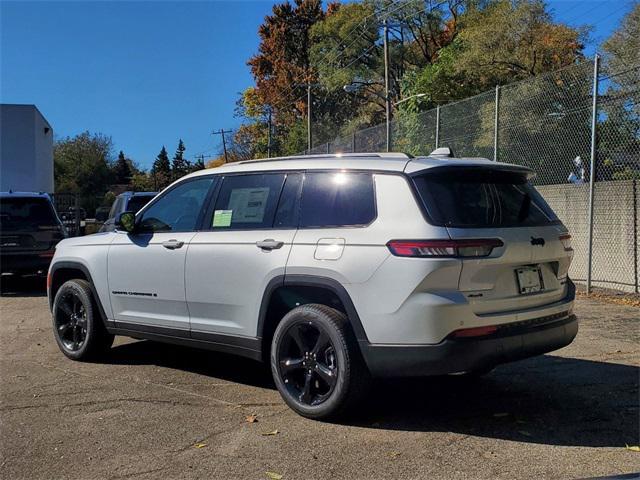 new 2024 Jeep Grand Cherokee L car, priced at $41,571