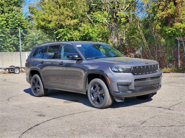 new 2024 Jeep Grand Cherokee L car, priced at $43,014