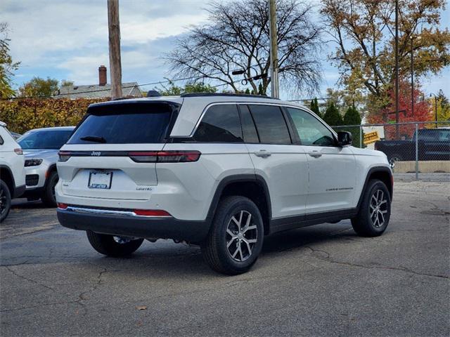 new 2024 Jeep Grand Cherokee car, priced at $37,200