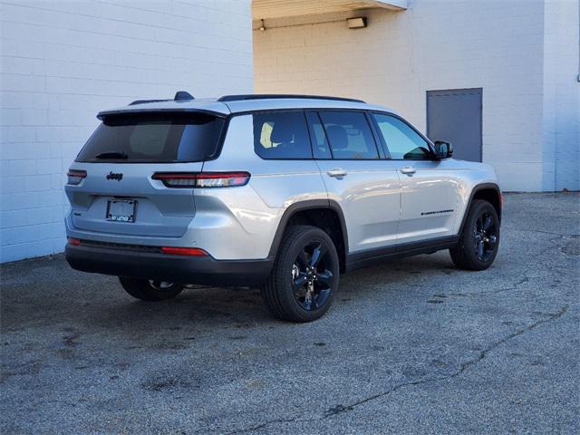 new 2024 Jeep Grand Cherokee L car, priced at $42,014