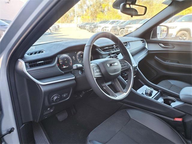 new 2024 Jeep Grand Cherokee L car, priced at $42,014