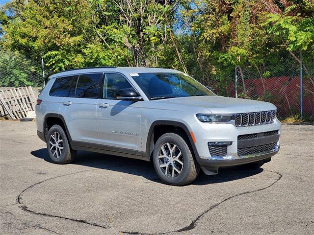 new 2024 Jeep Grand Cherokee L car, priced at $41,571