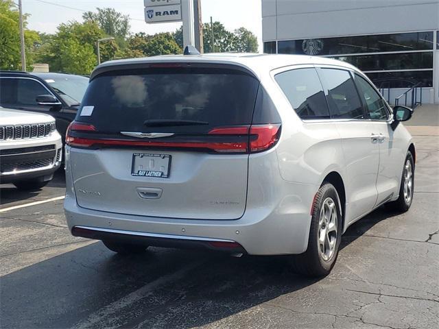 new 2024 Chrysler Pacifica car, priced at $43,560