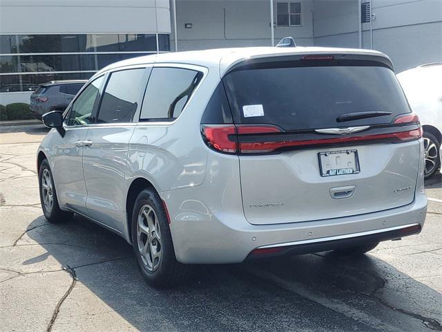 new 2024 Chrysler Pacifica car, priced at $43,560