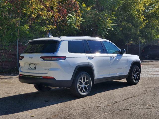 new 2024 Jeep Grand Cherokee L car, priced at $41,062