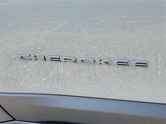 used 2022 Jeep Cherokee car, priced at $26,567