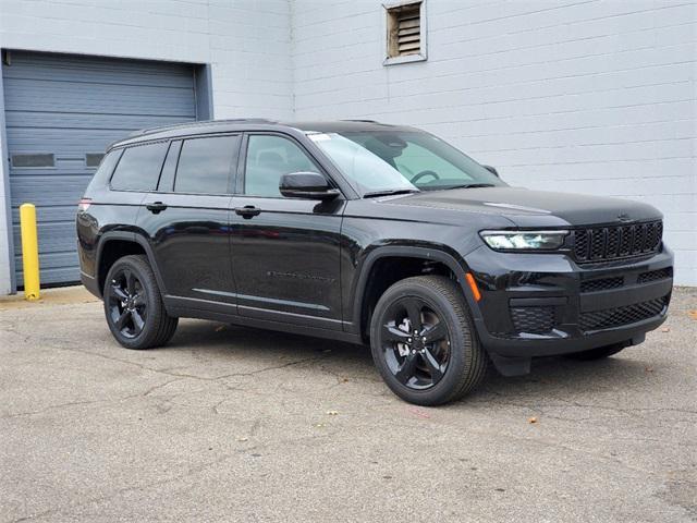 new 2024 Jeep Grand Cherokee L car, priced at $42,014