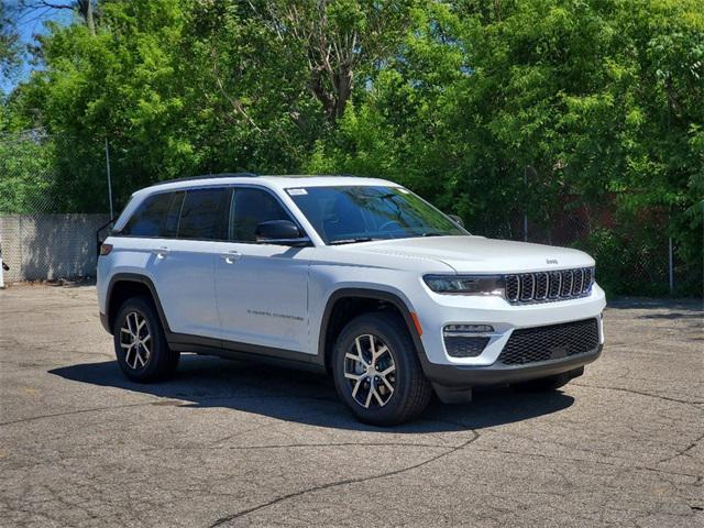 new 2024 Jeep Grand Cherokee car, priced at $45,351