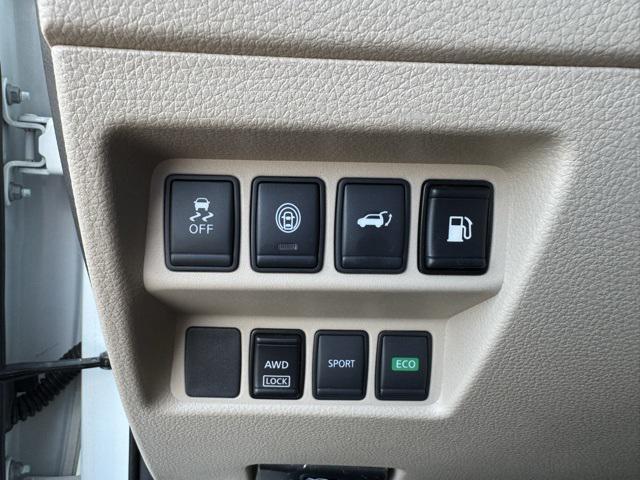 used 2019 Nissan Rogue car, priced at $17,931