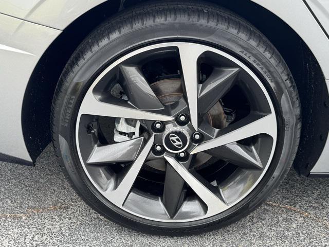 used 2022 Hyundai Sonata car, priced at $25,913