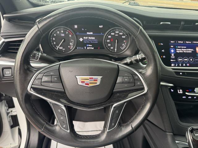 used 2022 Cadillac XT5 car, priced at $37,839