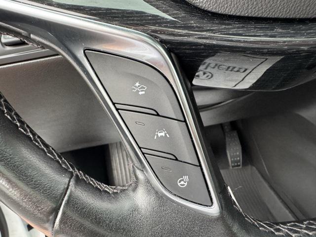 used 2022 Cadillac XT5 car, priced at $37,839