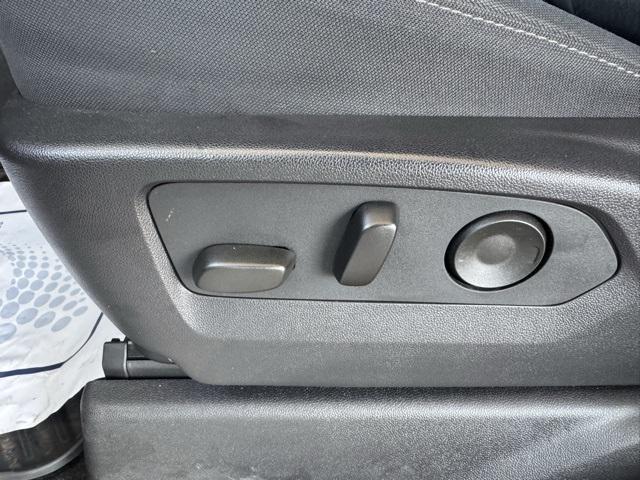 used 2024 Chevrolet Silverado 1500 car, priced at $40,963