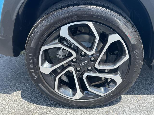 used 2025 Chevrolet Trax car, priced at $26,917