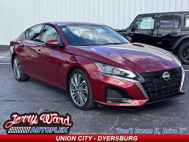 used 2024 Nissan Altima car, priced at $25,963