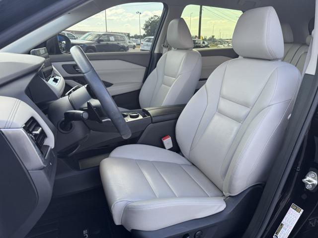 used 2024 Nissan Rogue car, priced at $29,929