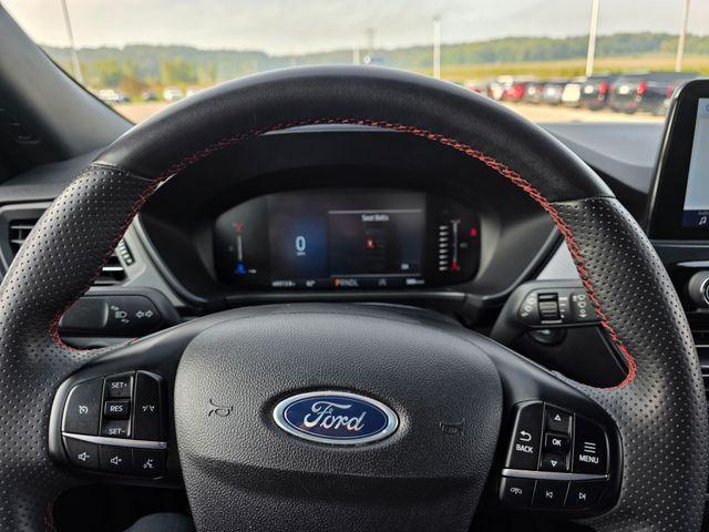 used 2023 Ford Escape car, priced at $22,969