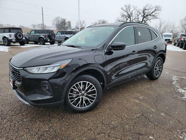 new 2025 Ford Escape car, priced at $40,000