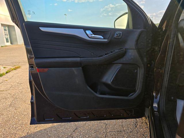 used 2023 Ford Escape car, priced at $28,969