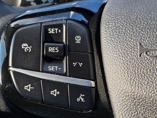 used 2023 Ford Escape car, priced at $28,969