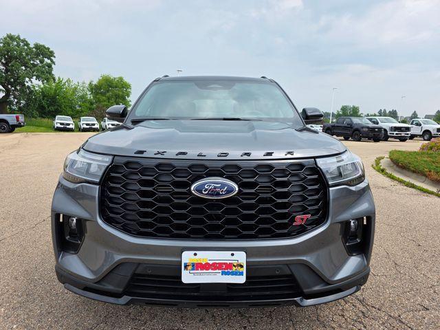 new 2025 Ford Explorer car, priced at $61,427
