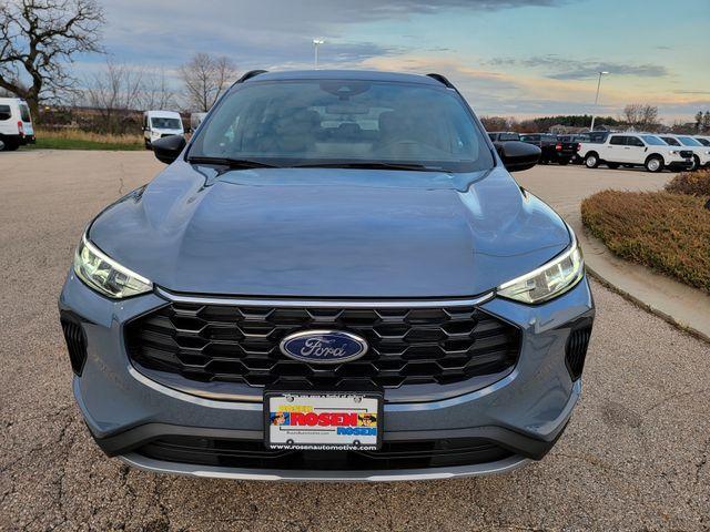 new 2025 Ford Escape car, priced at $33,750