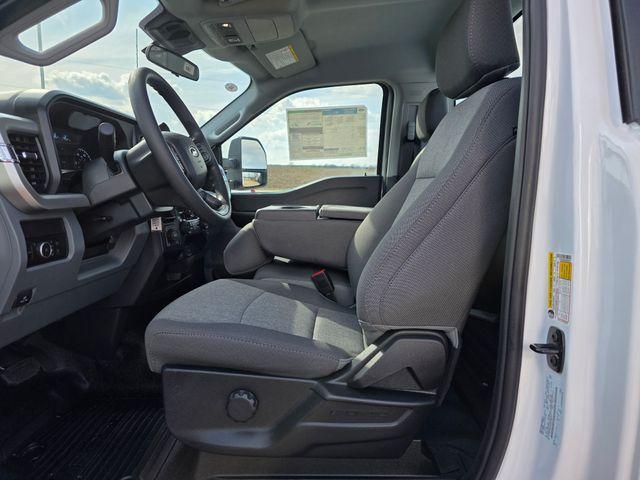 new 2025 Ford F-250 car, priced at $50,400