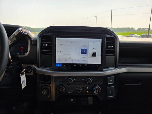 new 2025 Ford F-150 car, priced at $45,915