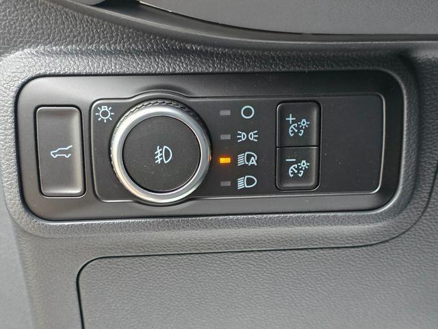 new 2025 Ford Explorer car, priced at $50,664