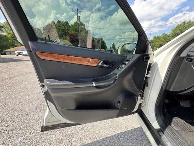 used 2009 Mercedes-Benz R-Class car, priced at $4,995