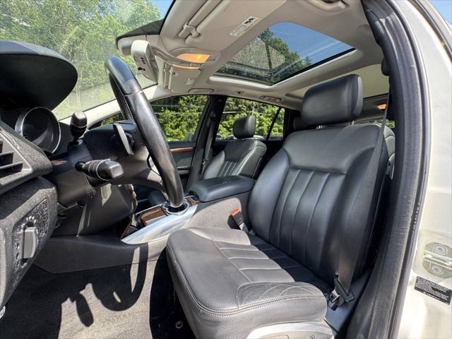 used 2009 Mercedes-Benz R-Class car, priced at $4,995