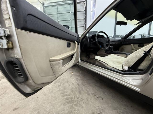 used 1987 Porsche 924 car, priced at $7,995