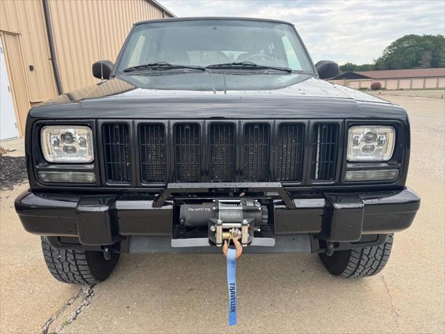 used 2001 Jeep Cherokee car, priced at $10,995