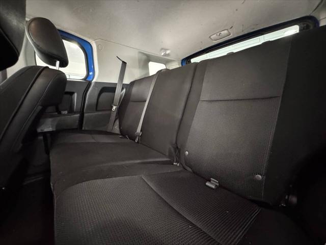 used 2007 Toyota FJ Cruiser car, priced at $9,995