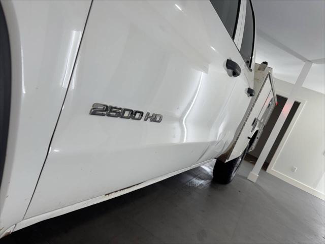 used 2017 GMC Sierra 2500 car, priced at $12,995