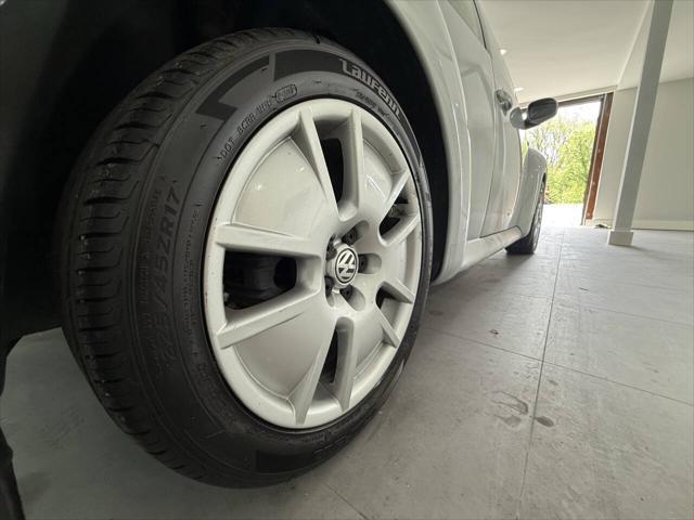 used 2002 Volkswagen New Beetle car, priced at $4,995