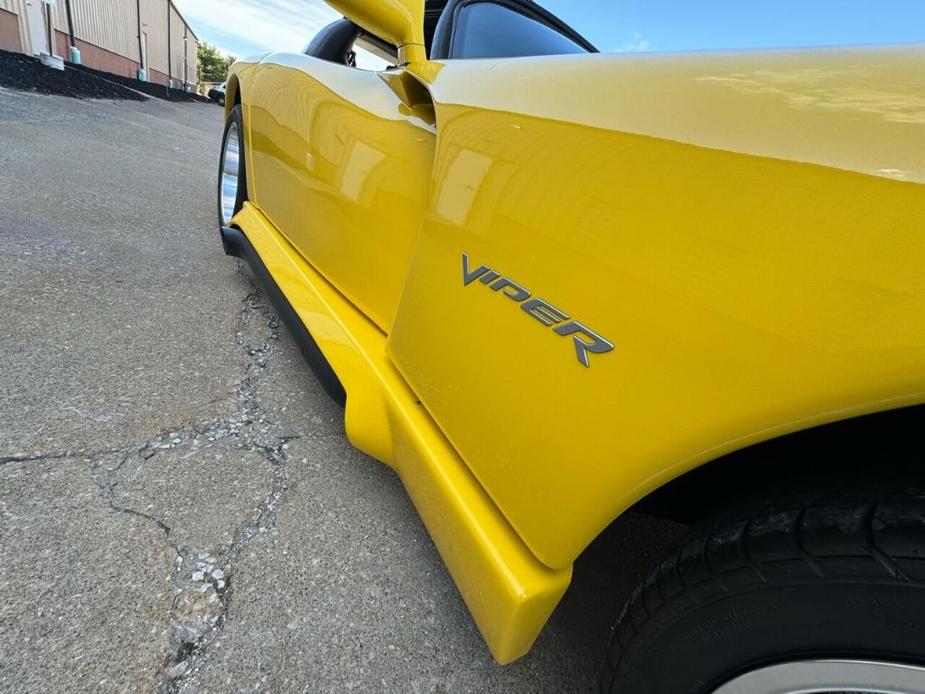 used 1995 Dodge Viper car, priced at $23,995
