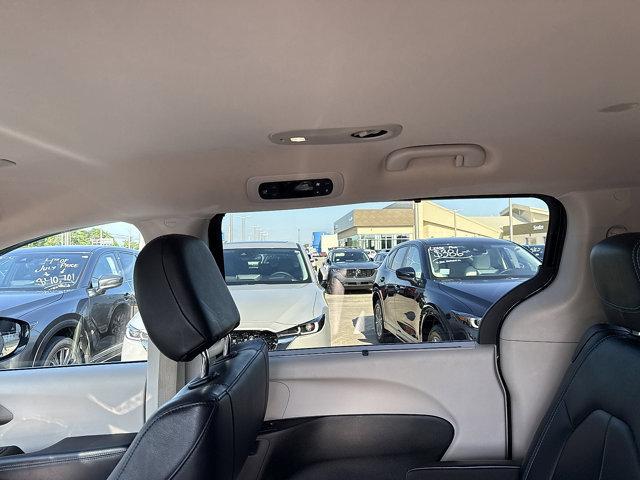 used 2021 Chrysler Pacifica car, priced at $19,990